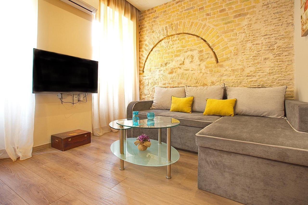 Liston Apartment